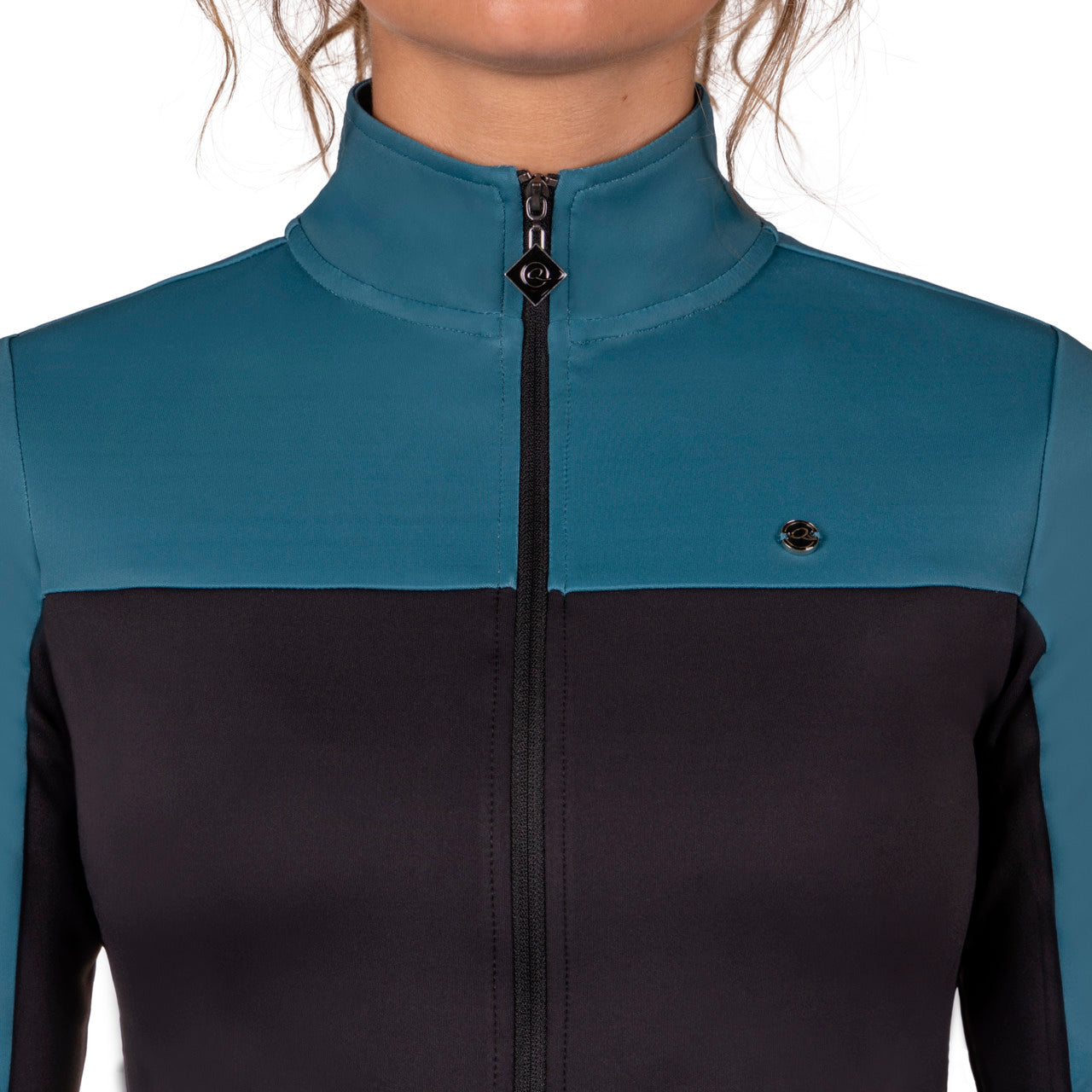 An all season sweat jacket Micah by QHP