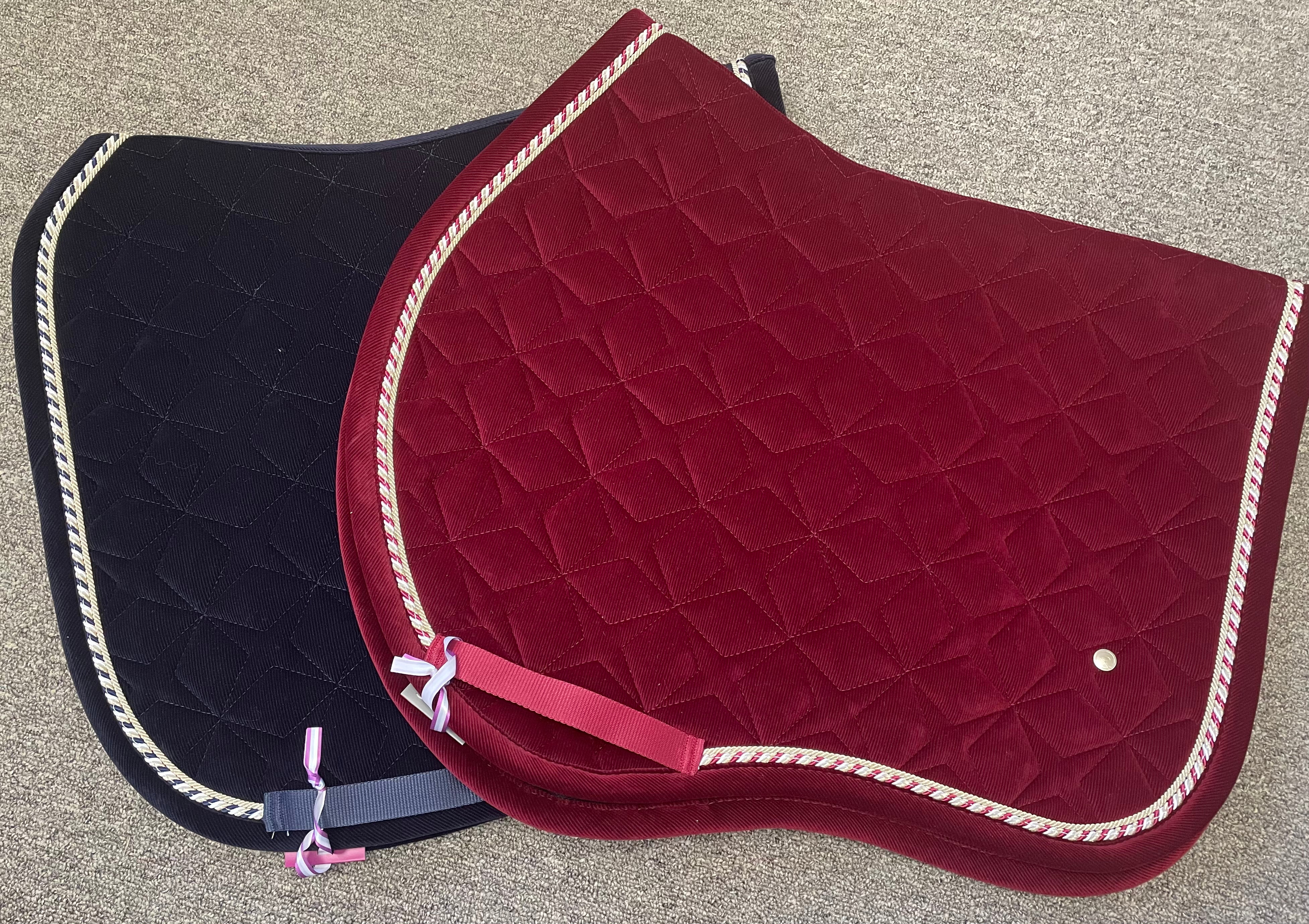 QHP All-Purpose Saddle Pad Orlando in Burgundy
