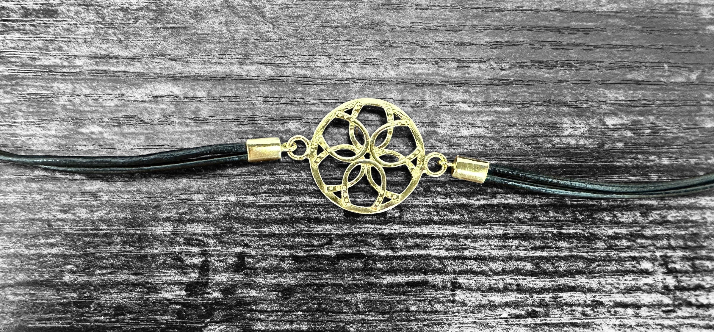 Signature medallion bracelet