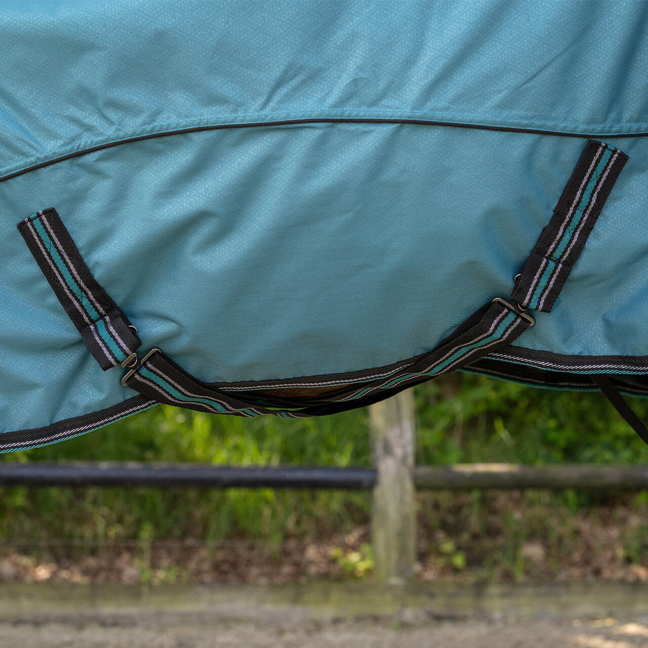 Pony size turnout rug with no filling by QHP