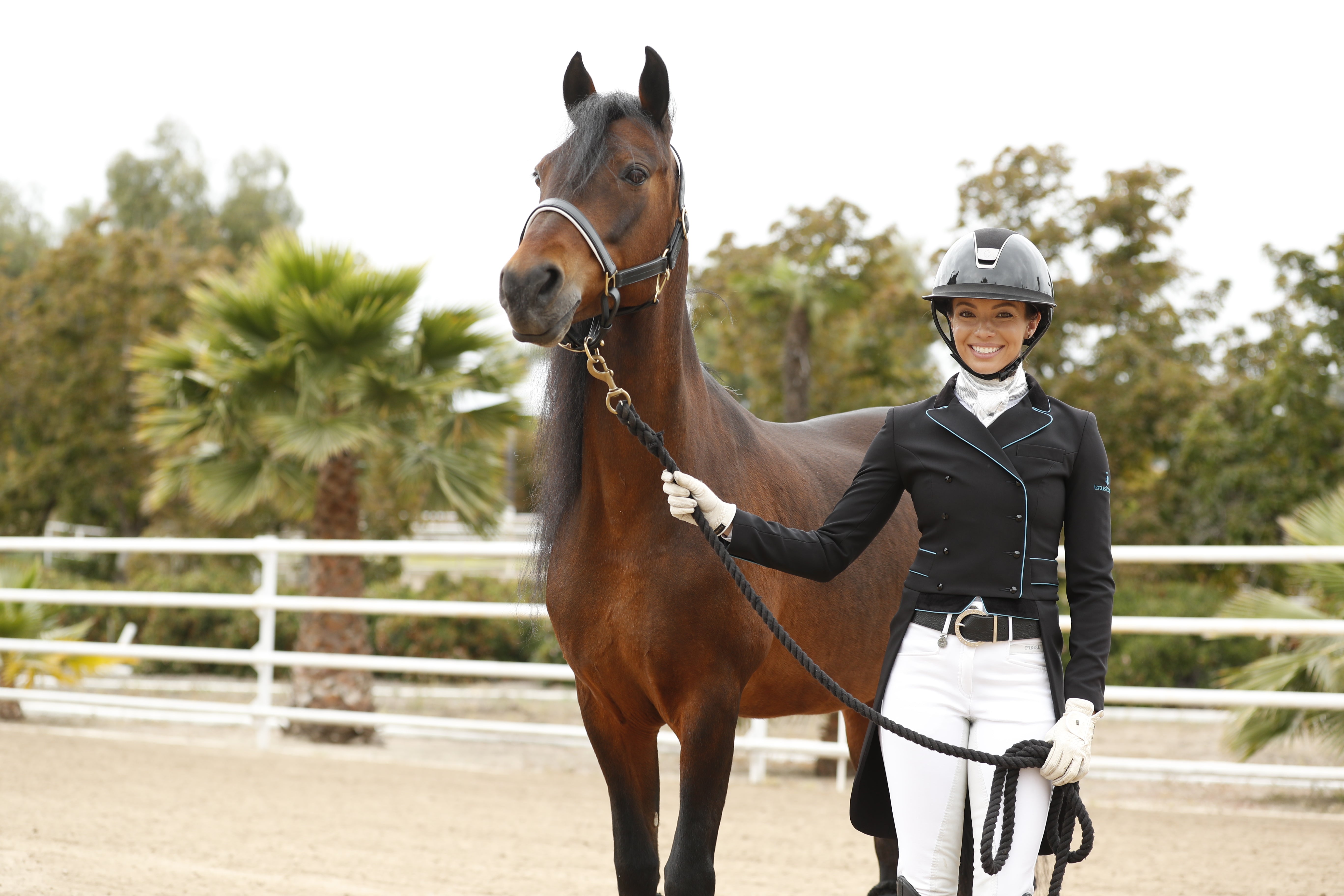 Lotus Romeo Elegant Tailcoat
