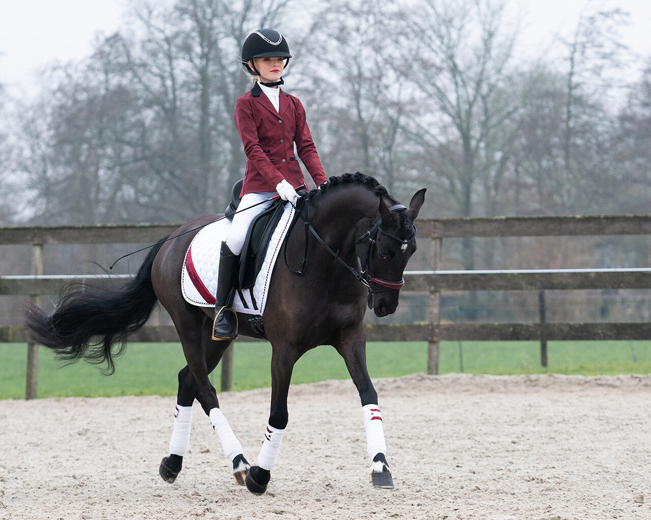 Juliet Competition Jacket QHP burgundy